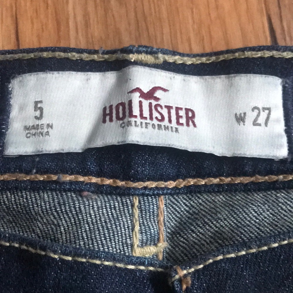 Hollister jean shorts - Picture 3 of 3